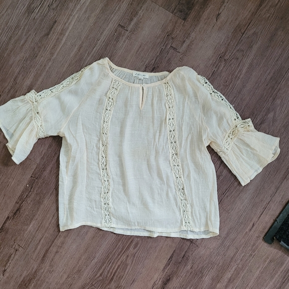 Boho top with arm slits - Picture 1 of 4